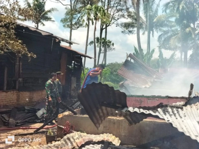 2 Rumah Terbakar,di Kec Bangun Purba - DigitalMediaPublic